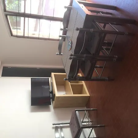 Tilou Sasu Apartment Hyères